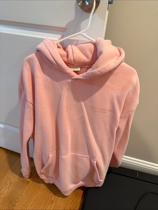 Comfrt Sweaters - Comfrt pastel collection medium hooded sweatshirt “bubblegum”